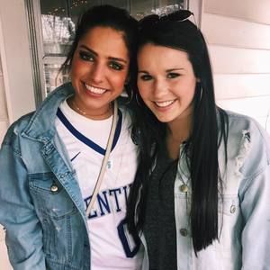 Meet your Posher, Makenzie